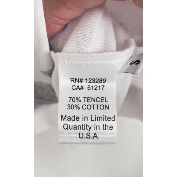 Lauren Moshi Tunic Tee S White Black Stiletto Heels Lipstick Asymmetric‎ Hem USA - Picture 6 of 7